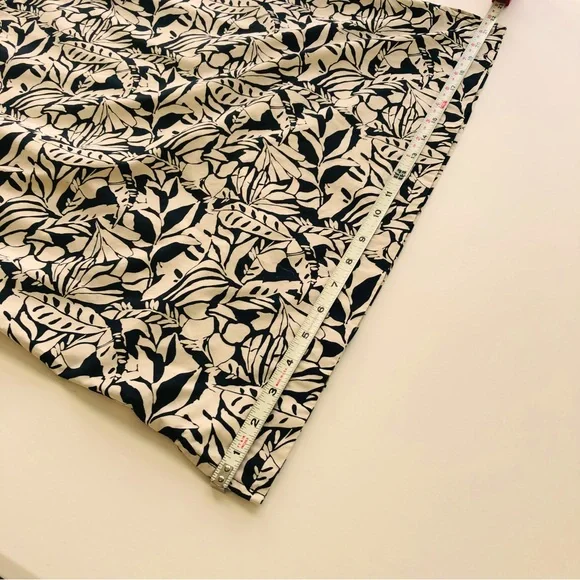 Gap Factory Store pencil skirt 100% cotton in black and tan leaf print sz. 10 - Picture 8 of 13